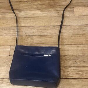 Vella Pelle Crossbody Bag